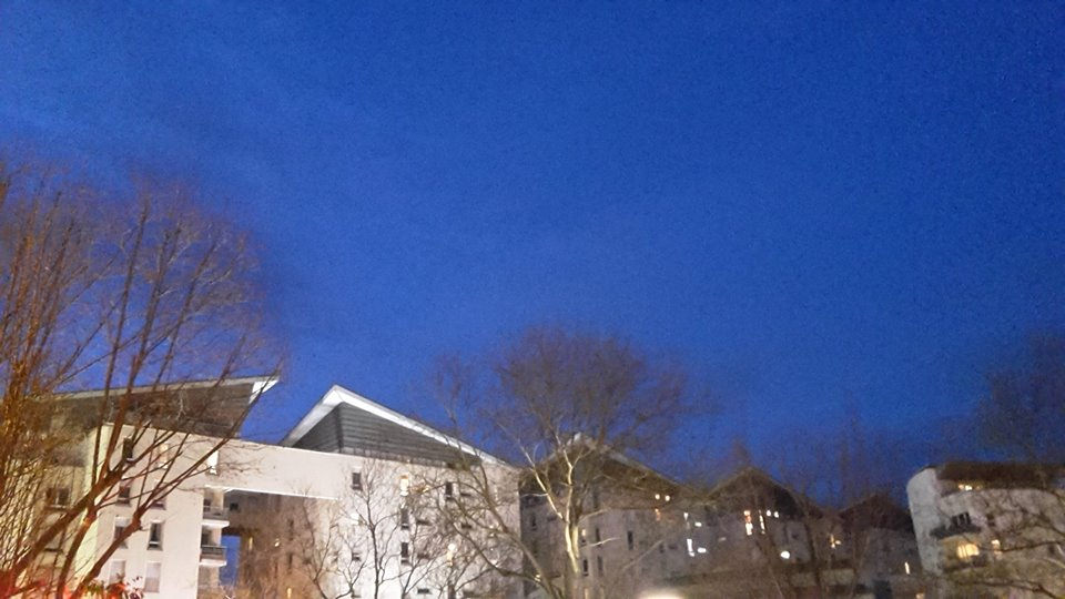 32928637526_8a3cfc5607_b_d