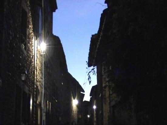 29695167_1916304275046625_8773411343253212313_n