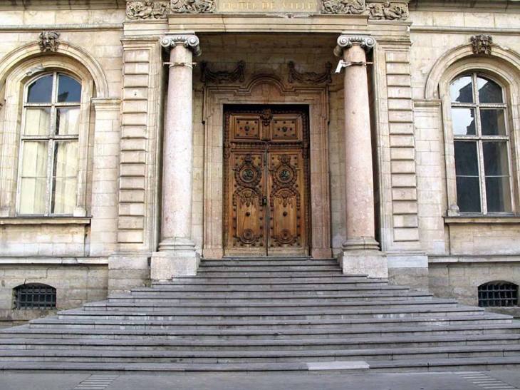 33711476_1432853393487500_8301395583793364992_n