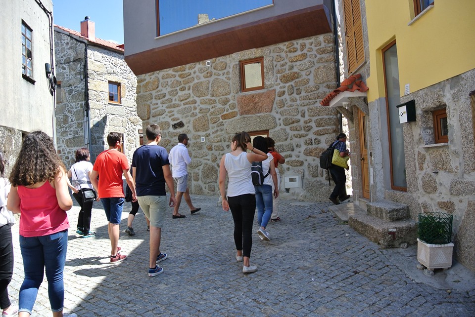 67169418_2093324110972844_1392059567046656000_n